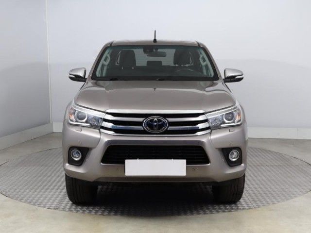 Toyota Hilux  2.4 D-4D Executive