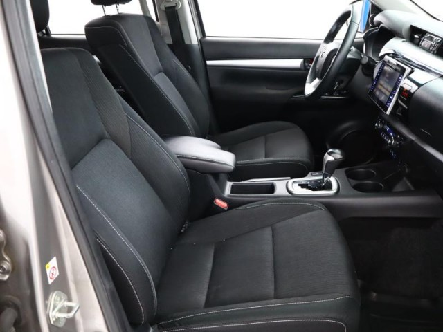 Toyota Hilux  2.4 D-4D Executive
