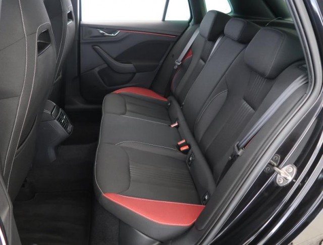 Škoda Kamiq  1.0 TSI Monte Carlo