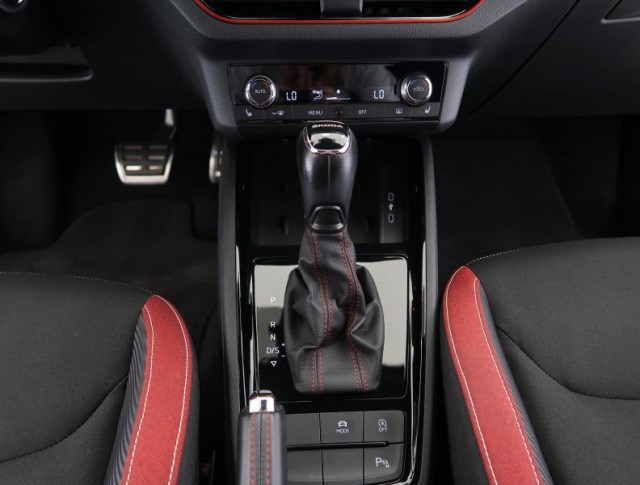 Škoda Kamiq  1.0 TSI Monte Carlo