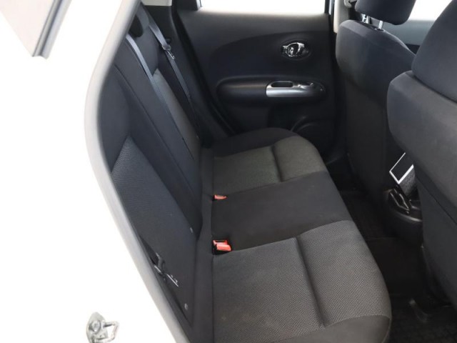 Nissan Juke  1.6 i 