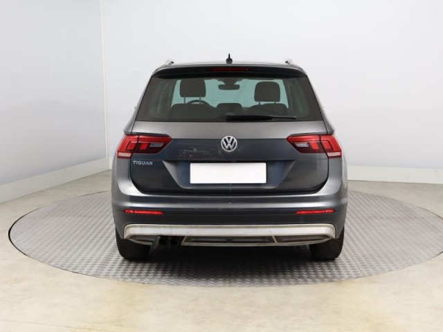 Volkswagen Tiguan  1.4 TSI 