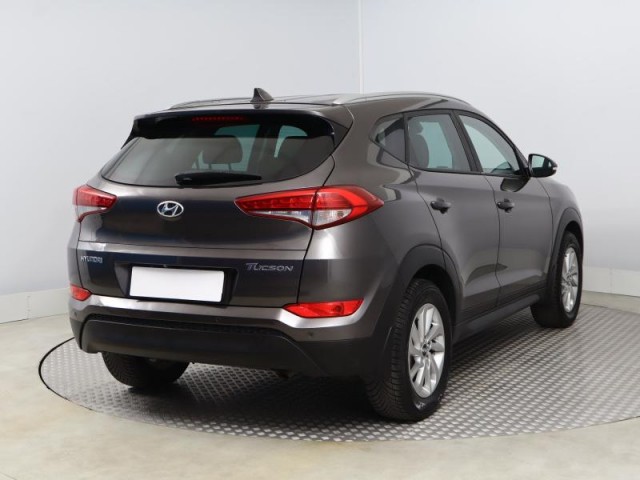 Hyundai Tucson  1.7 CRDi 