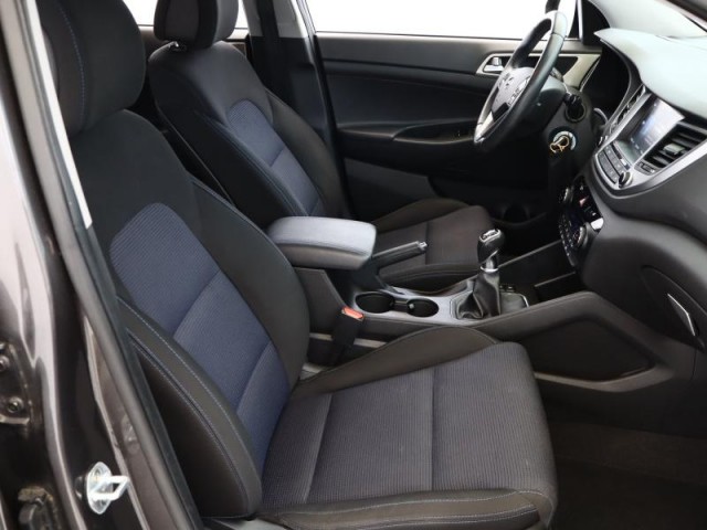 Hyundai Tucson  1.7 CRDi 