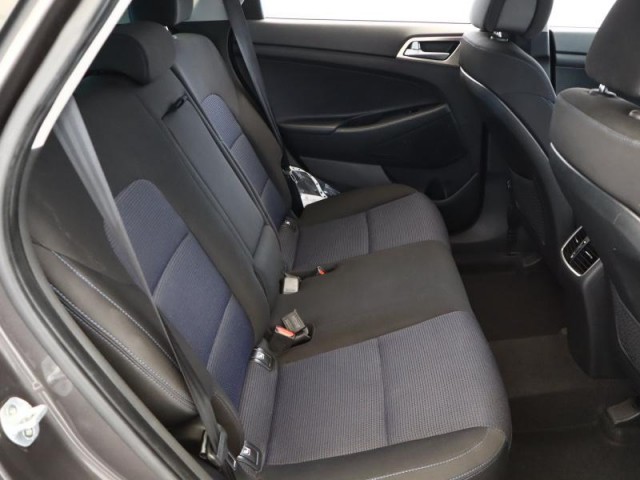 Hyundai Tucson  1.7 CRDi 