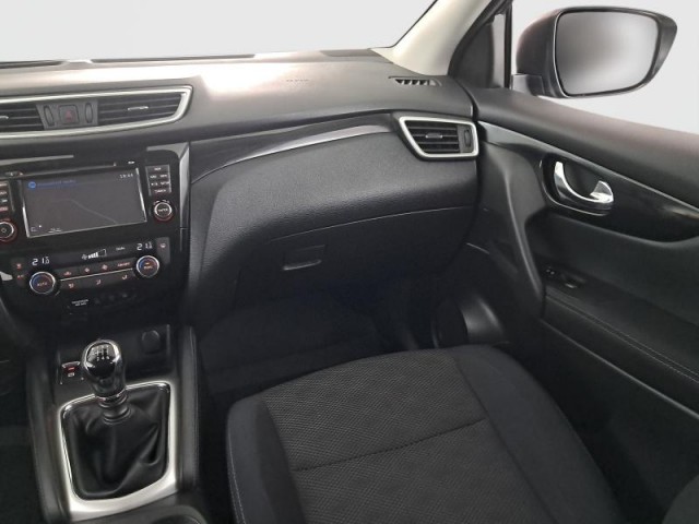 Nissan Qashqai  1.2 DIG-T 