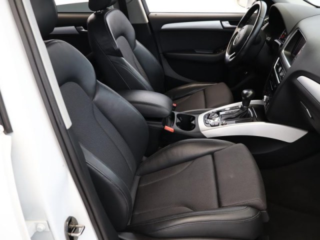 Audi Q5  2.0 TDI 