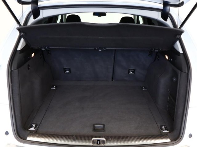 Audi Q5  2.0 TDI 