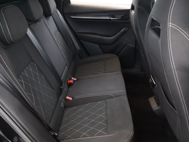 Škoda Karoq  1.5 TSI Sportline