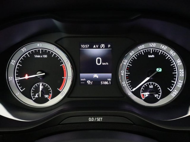 Škoda Karoq  1.5 TSI Sportline