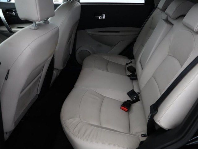 Nissan Qashqai  2.0 dCi 