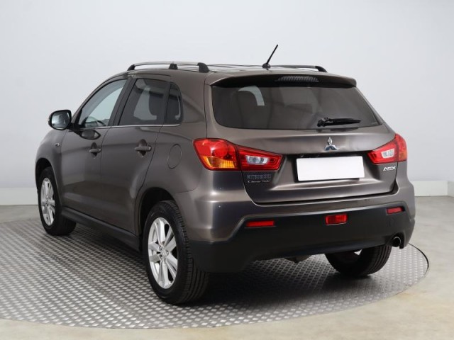 Mitsubishi ASX  1.8 DI-D MIVEC 