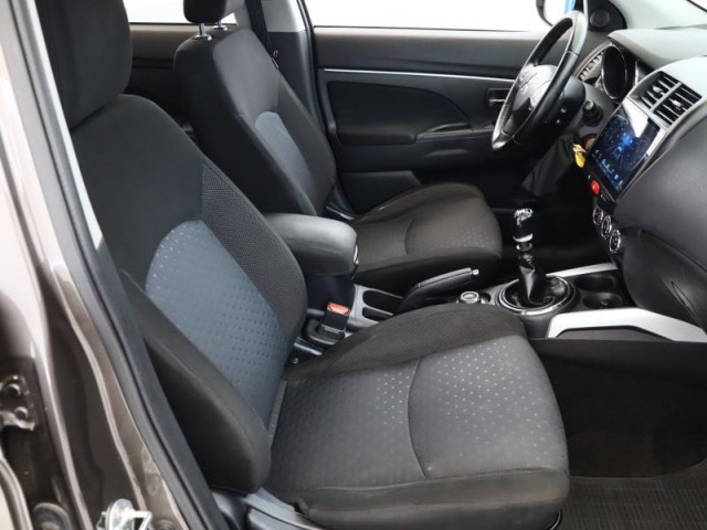 Mitsubishi ASX  1.8 DI-D MIVEC 