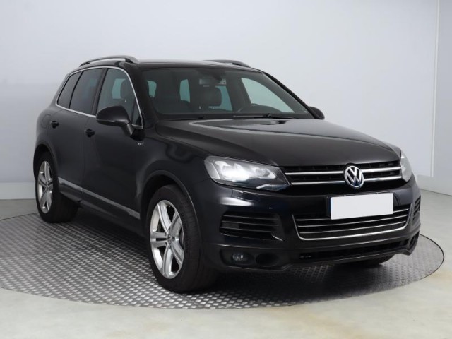 Volkswagen Touareg  3.0 TDI Business