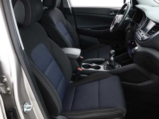 Hyundai Tucson  1.7 CRDi 