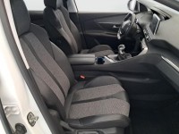 Peugeot 3008  1.2 PureTech 