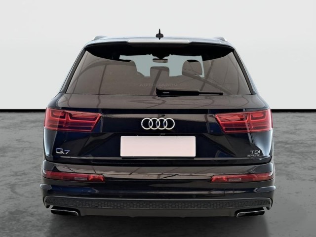 Audi Q7  3.0 TDI 