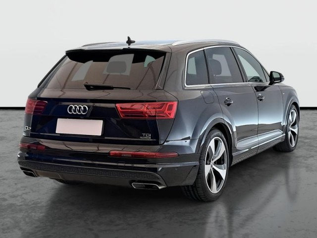 Audi Q7  3.0 TDI 
