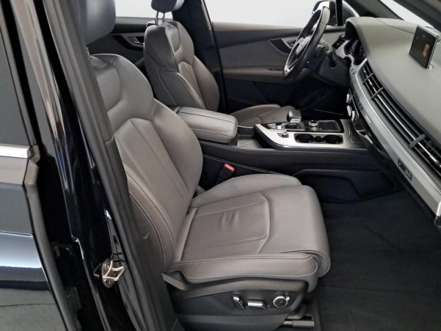 Audi Q7  3.0 TDI 