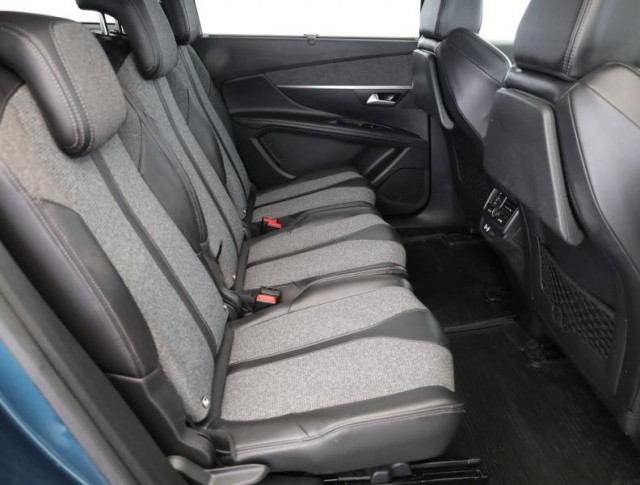 Peugeot 5008  1.6 THP 
