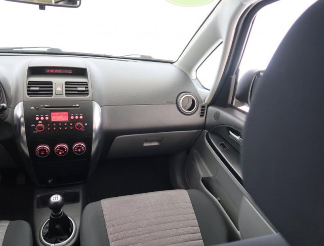 Suzuki SX4  1.6 VVT 