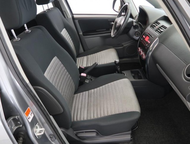 Suzuki SX4  1.6 VVT 