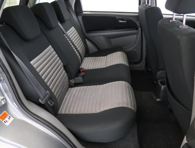 Suzuki SX4  1.6 VVT 