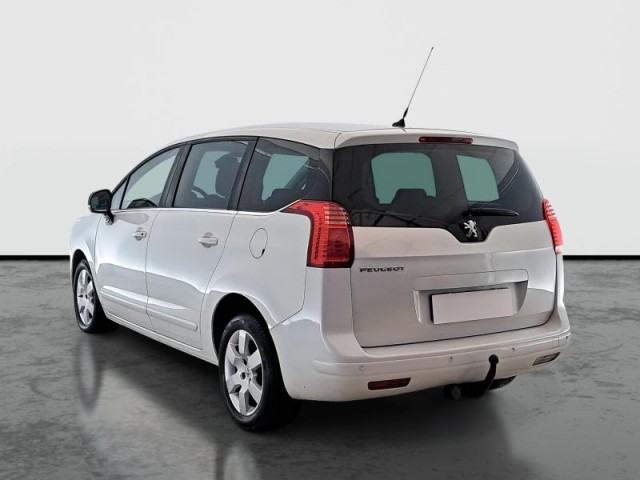 Peugeot 5008  1.6 HDi 