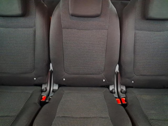 Peugeot 5008  1.6 HDi 