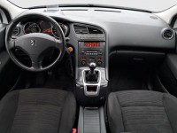 Peugeot 5008  1.6 HDi 