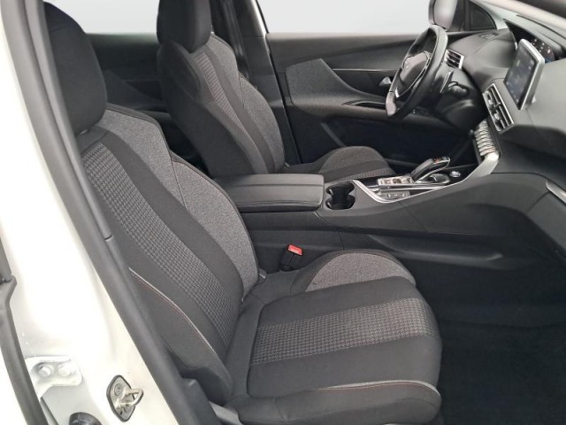 Peugeot 3008  1.2 PureTech Active Pack