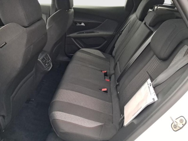 Peugeot 3008  1.2 PureTech Active Pack