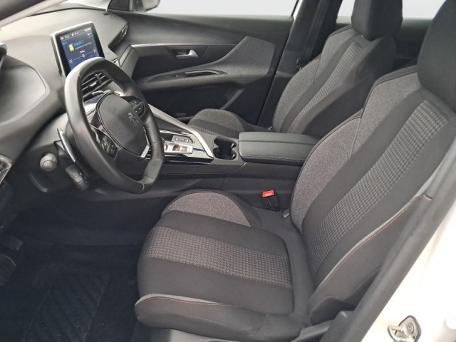 Peugeot 3008  1.2 PureTech Active Pack