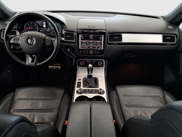 Volkswagen Touareg  3.0 TDI 