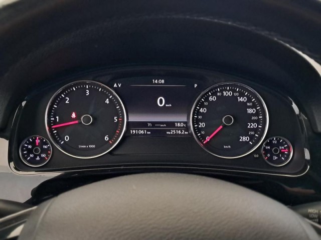 Volkswagen Touareg  3.0 TDI 