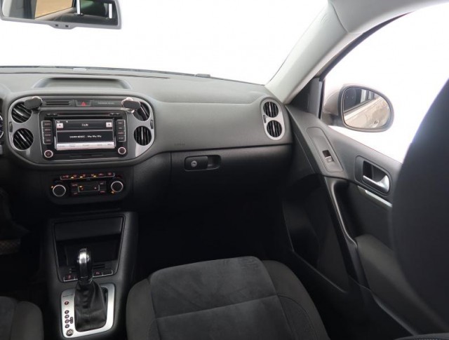 Volkswagen Tiguan  2.0 TDI 