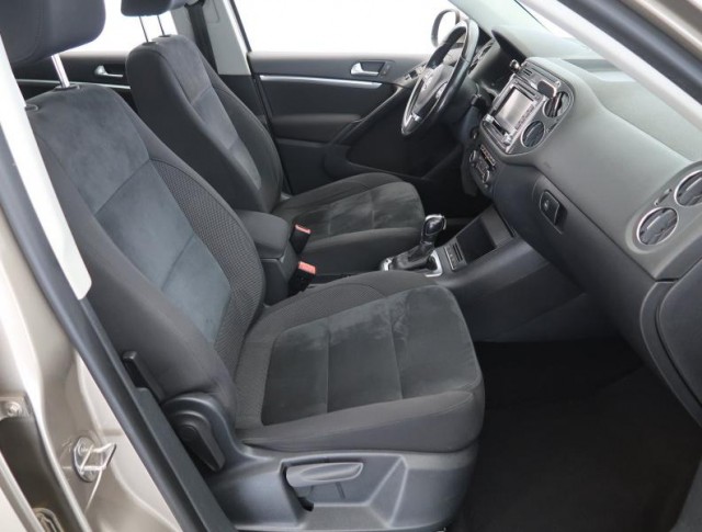 Volkswagen Tiguan  2.0 TDI 