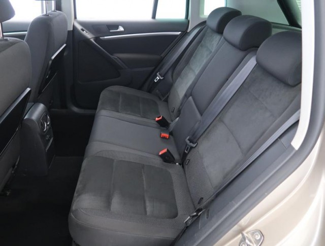 Volkswagen Tiguan  2.0 TDI 