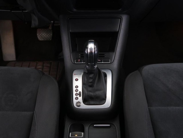 Volkswagen Tiguan  2.0 TDI 