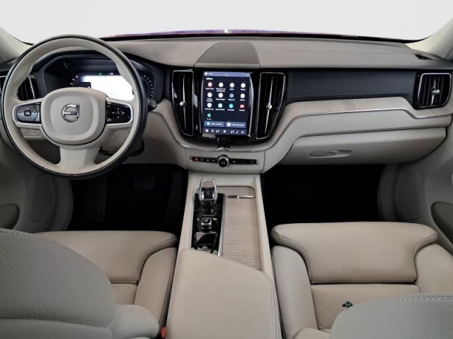 Volvo XC60  B5 AWD 