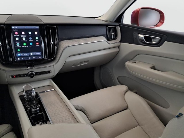 Volvo XC60  B5 AWD 