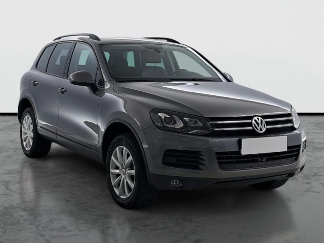 Volkswagen Touareg  3.0 TDI 