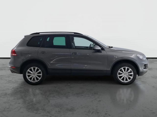 Volkswagen Touareg  3.0 TDI 