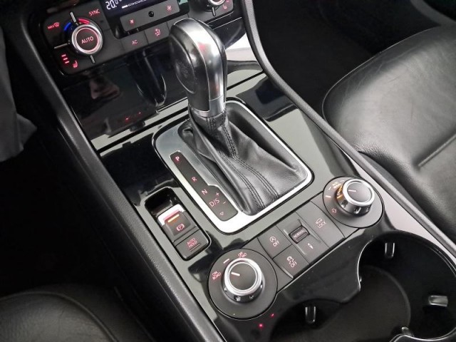 Volkswagen Touareg  3.0 TDI 