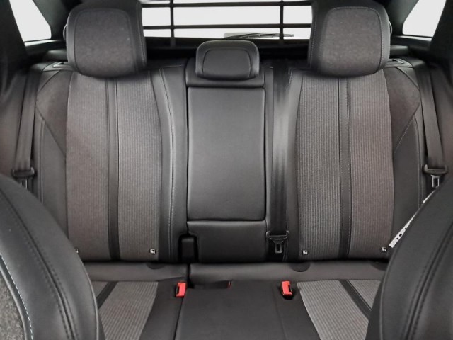 Peugeot 3008  1.5 BlueHDi 