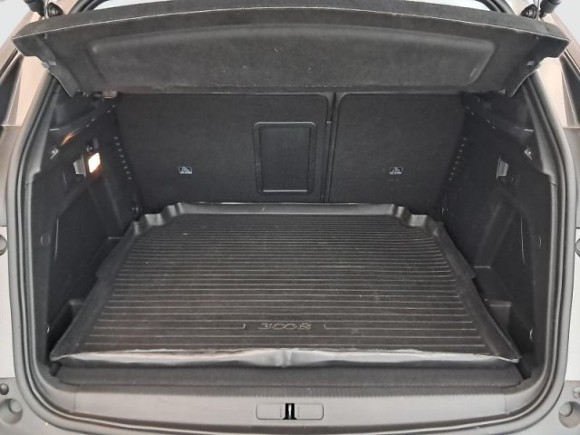 Peugeot 3008  1.5 BlueHDi 