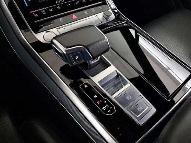 Audi Q7  50 TDI 