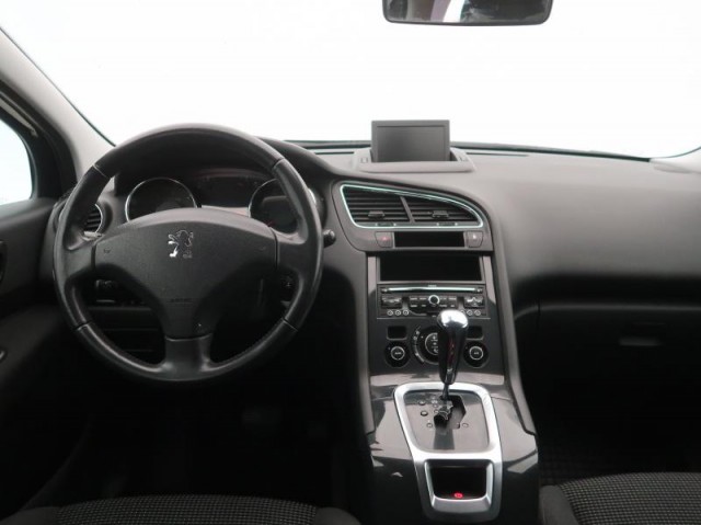 Peugeot 5008  2.0 HDI 
