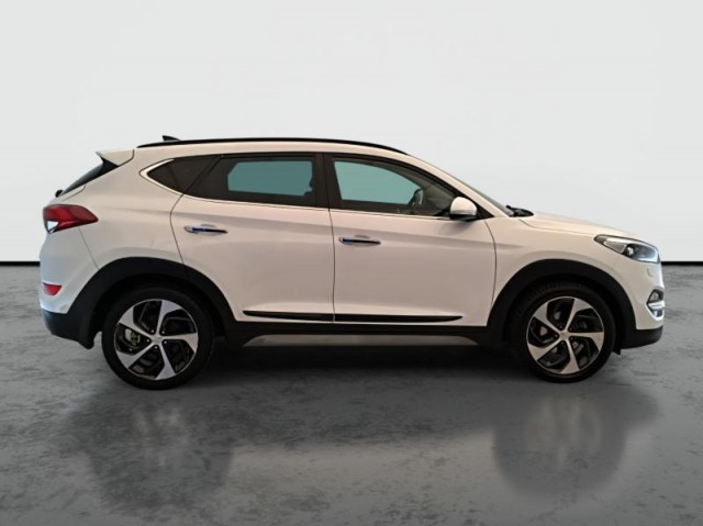 Hyundai Tucson  2.0 CRDi 
