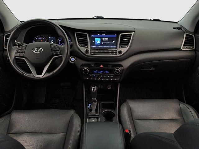 Hyundai Tucson  2.0 CRDi 